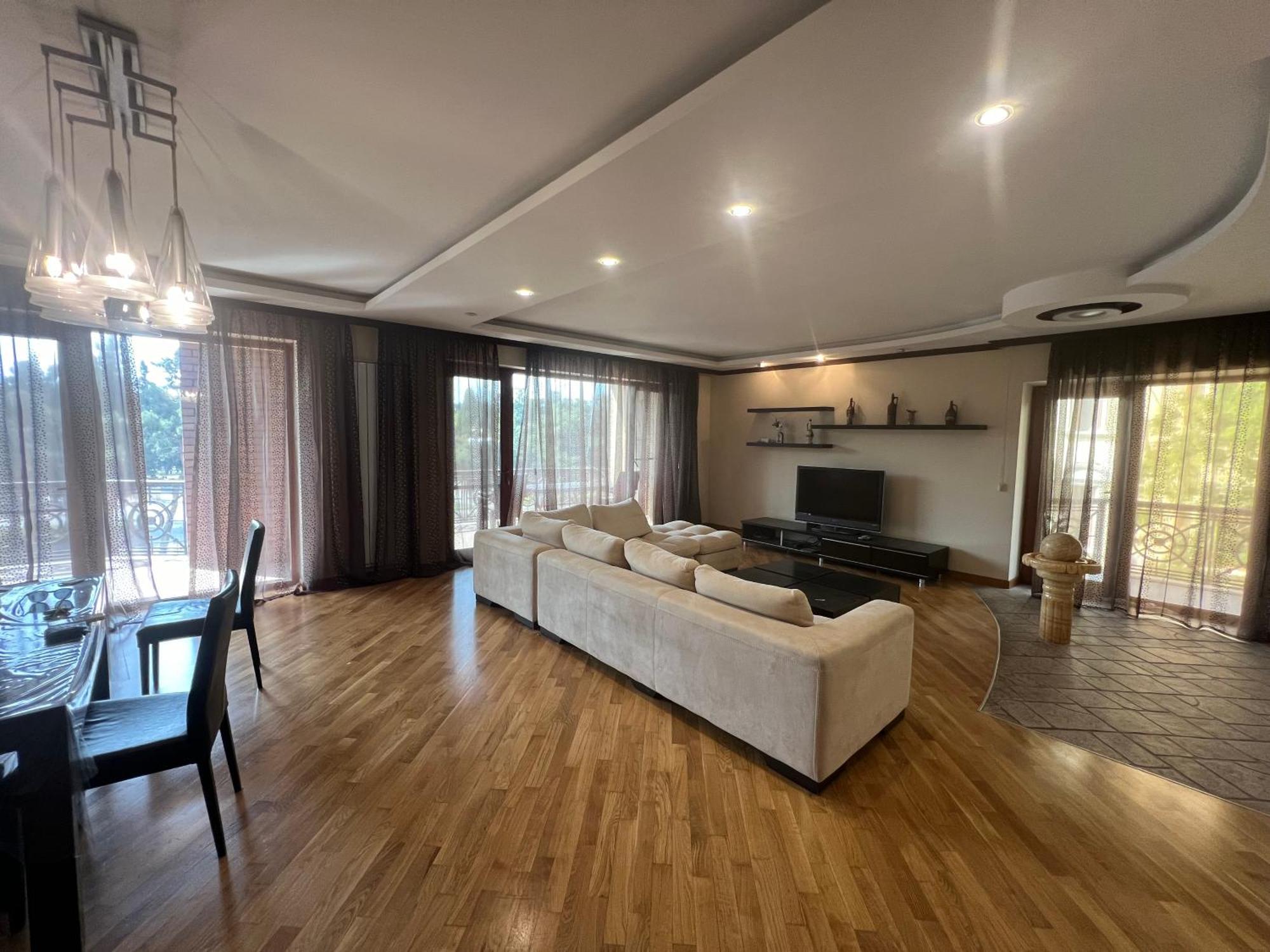 Promenade 2 Bdr Apartment บากู ภายนอก รูปภาพ