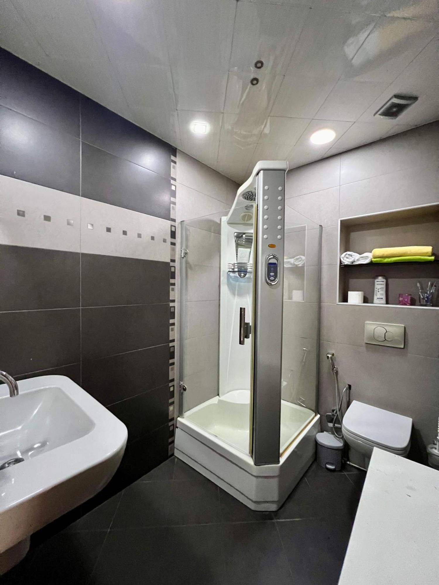 Promenade 2 Bdr Apartment บากู ภายนอก รูปภาพ